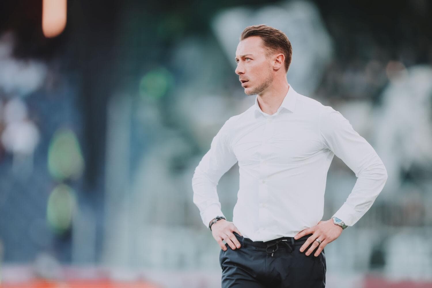 Matthias Jaissle an der Seitenlinie. (c) Jasmin Walter - FC Red Bull Salzburg via Getty Images