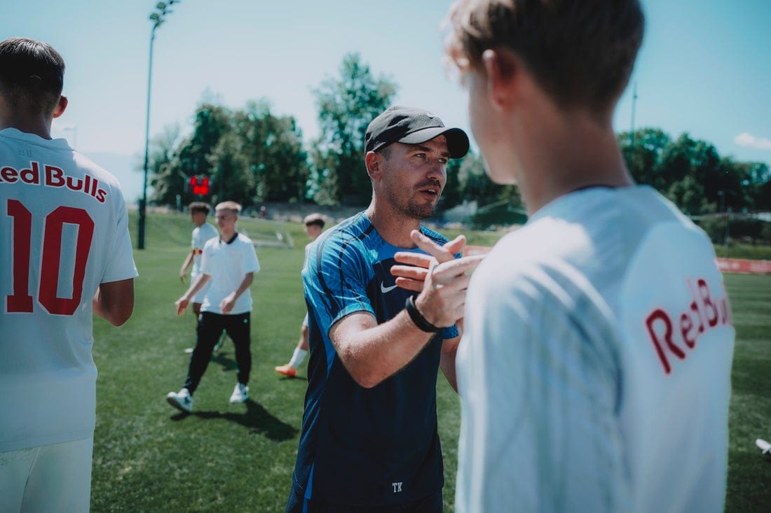 Tobias Kern leitet die U16 der Red Bull Fußball Akademie Salzburg bei der Next Generation Trophy erneut an. Bild: Christian Hofer - FC Red Bull Salzburg